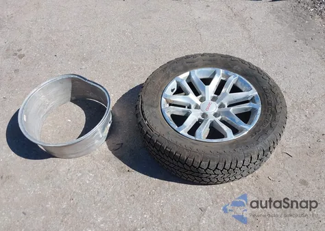 2020 GMC Sierra 1500 4Wd Short Box Slt z USA, uszkodzony, nr VIN 3GTU9DED9LG392891